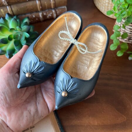 Paire de petits sabots