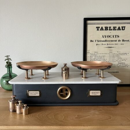 Ancienne balance d'épicerie Napoléon III (avec 6 poids)