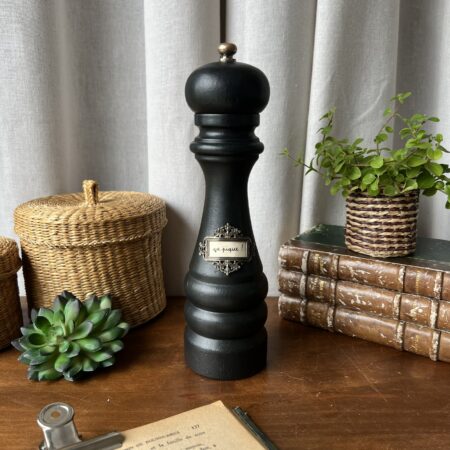 Moulin à poivre, Borel France