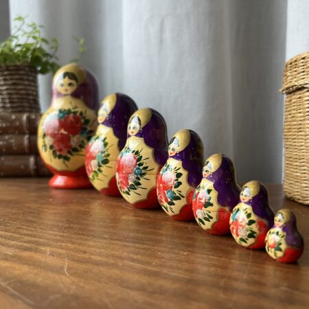 Famille de 7 poupées russes