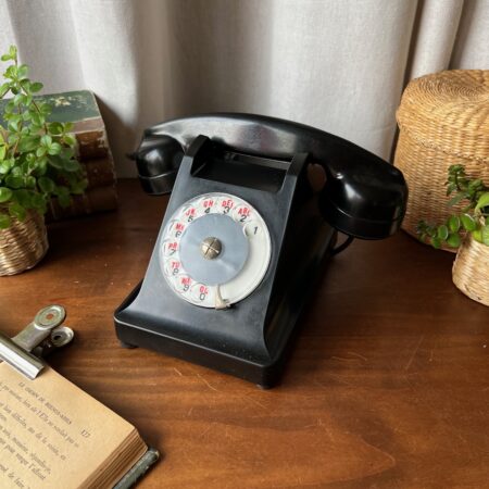 Téléphone en bakélite 1960'