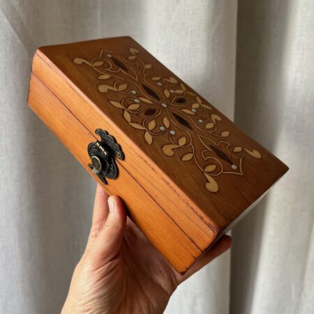 Boite en bois, marqueterie & nacre