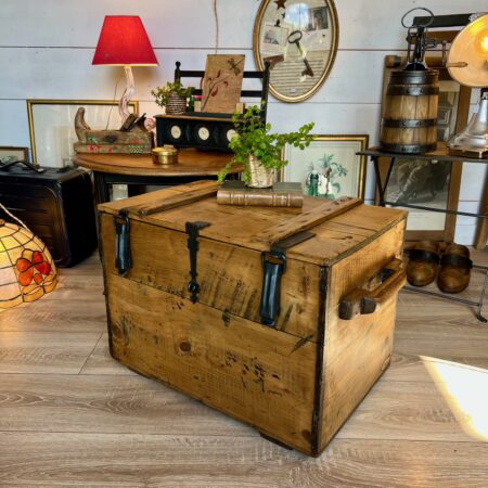 Ancienne malle en bois