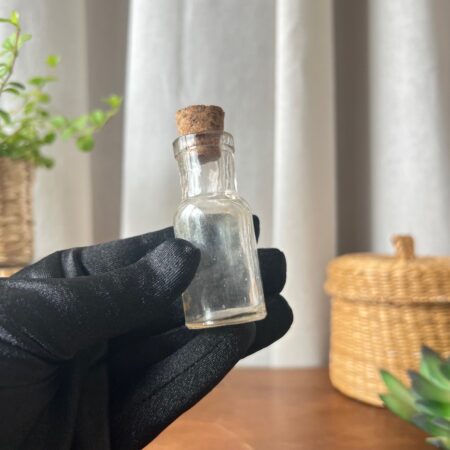 Petit flacon de pharmacie 15