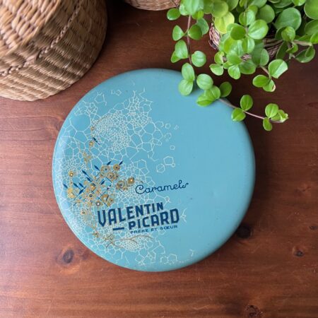 Boîte ancienne Caramel "Valentin Picard"