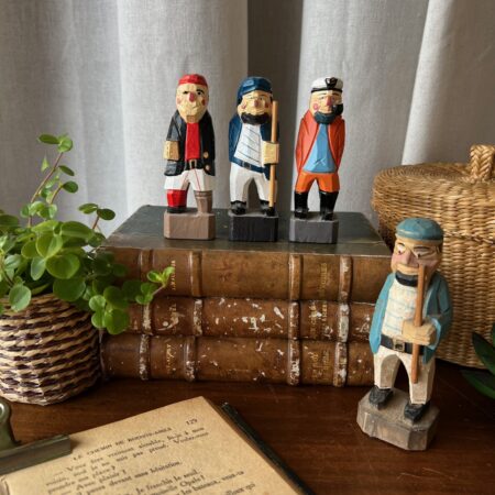 4 marins en bois