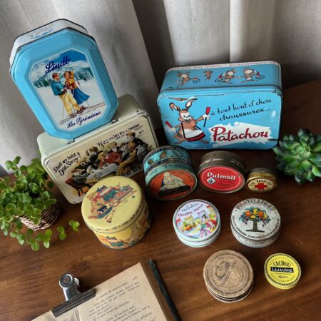 Anciennes boîtes publicitaires