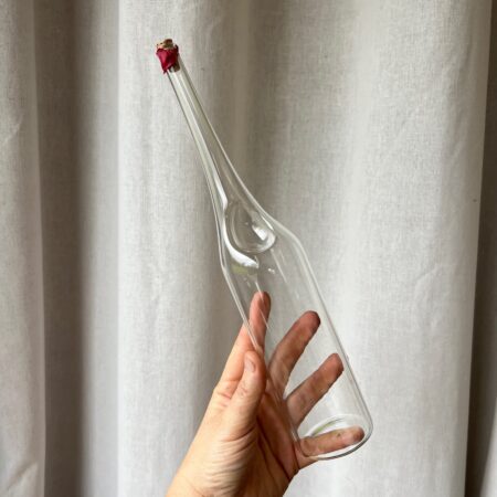 Fine bouteille, bouchon liège & cire rouge