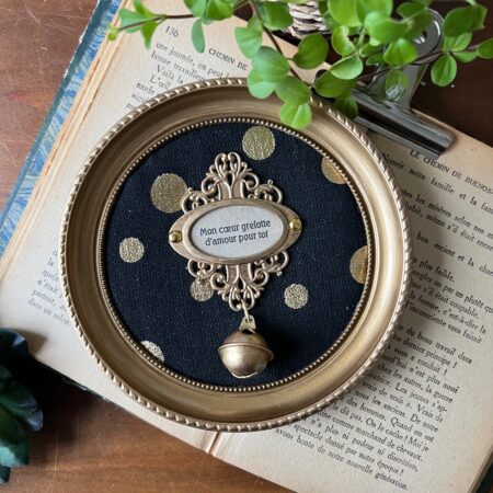 Cadre doré "grelot"