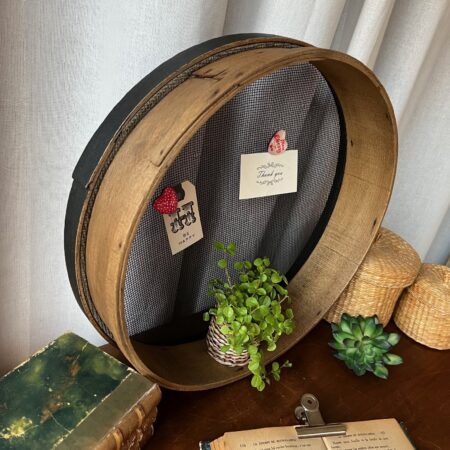 Tamis ancien, bois & noir