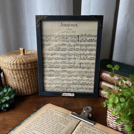 Cadre patiné noir & partition “Joujoux”