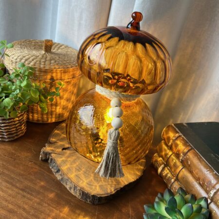 Lampe ambrée atypique