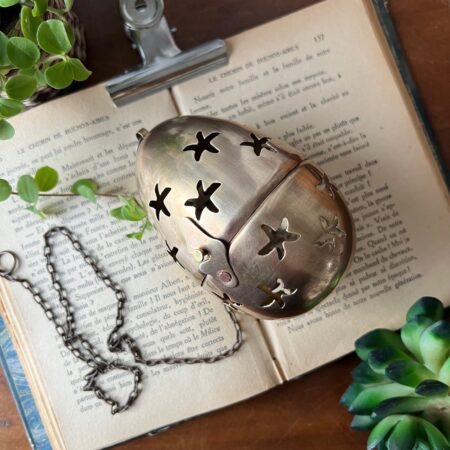 Encensoir en laiton "œuf"