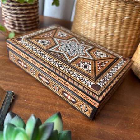 Petite boîte en marqueterie syrienne