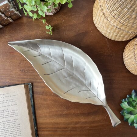 Grande vide-poche en laiton "feuille"