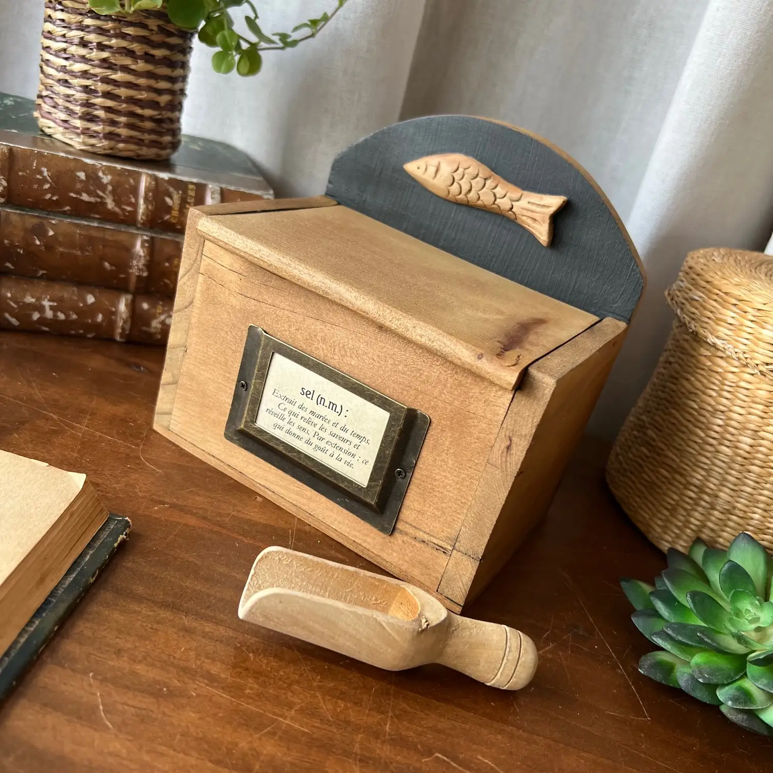 Boîte à sel en bois revisitée