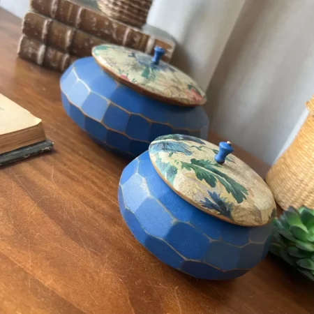 Duo de boîtes facettées, bois & bleu patiné