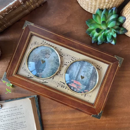 Cadre vintage revisité à double médaillon