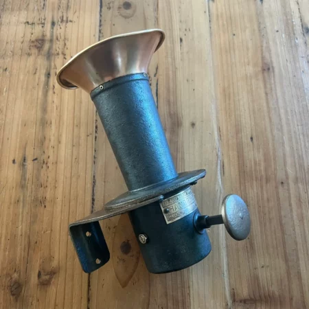 (Restauration sur-mesure) Klaxon ancien