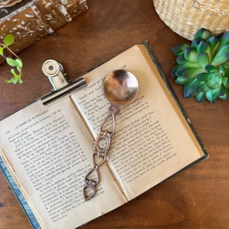 Cuillère en laiton ajouré