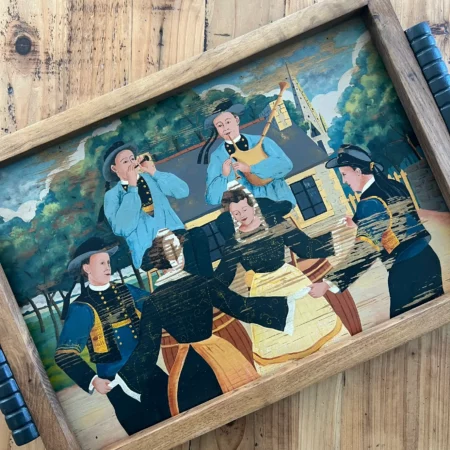 Grand plateau ancien en bois peint à la main - scène bretonne