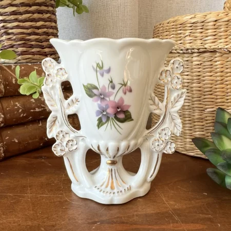 Vase de mariés - décors dorés et bouquet floral