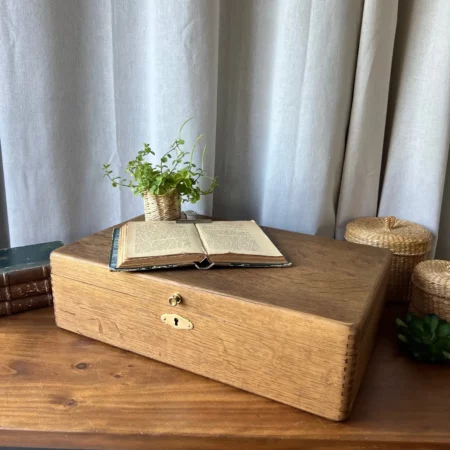 Grand coffret ancien en bois