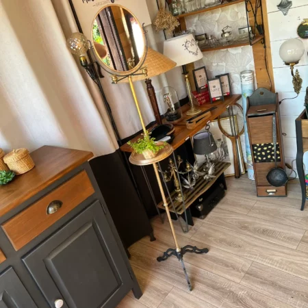 Ancien miroir de barbier sur pied à bougeoirs