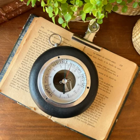 Baromètre vintage rond en bois noir et aluminium