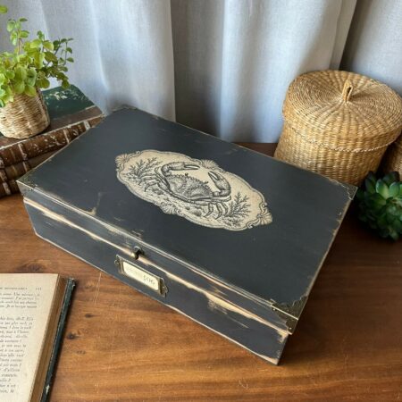 Coffret ancien revisité "Curiosités marines 06 - Crabe"