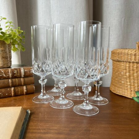 Service de 6 flûtes à champagne en cristal taillé vintage
