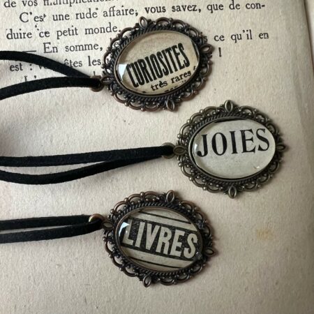 Petites breloques en métal & verre ♥ Emmanuelle