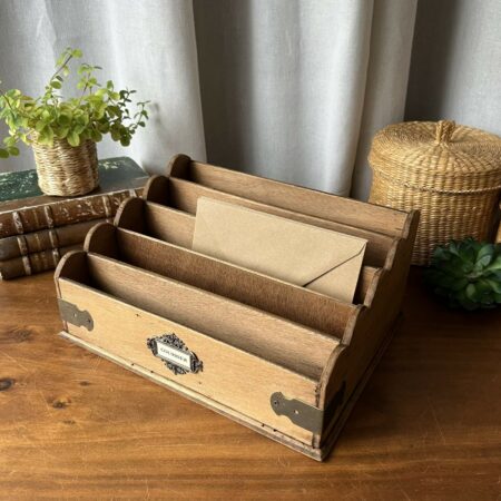 Range-courrier en bois vintage à 5 compartiments